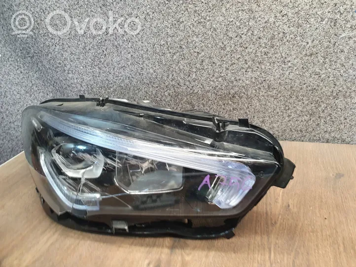 Mercedes-Benz CLA C118 X118 Lampa przednia 