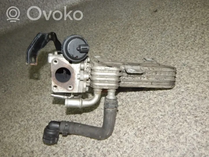 Volkswagen PASSAT B7 Other engine part 