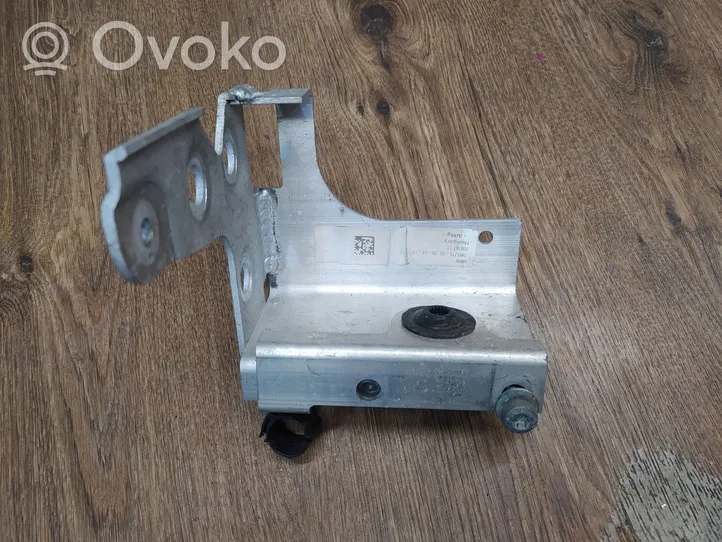 BMW Z4 g29 Radiator mount bracket 