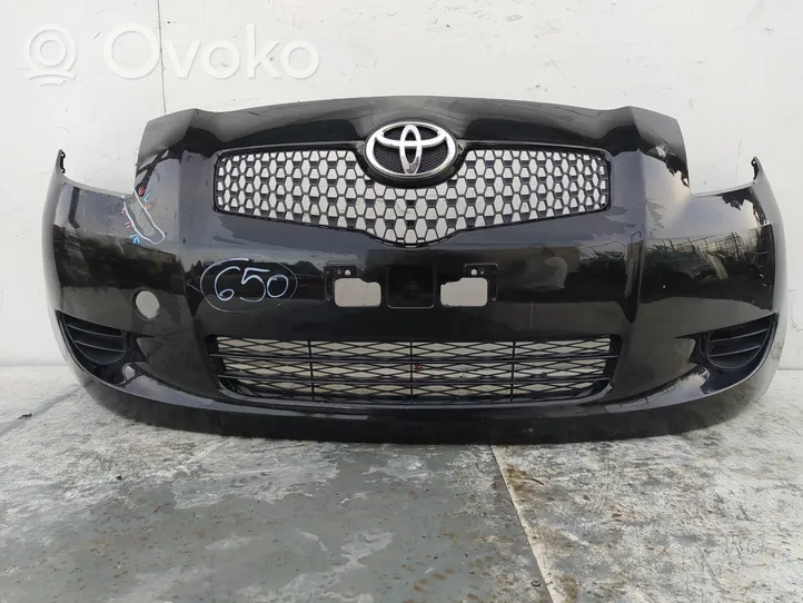 Toyota Yaris Zderzak przedni 