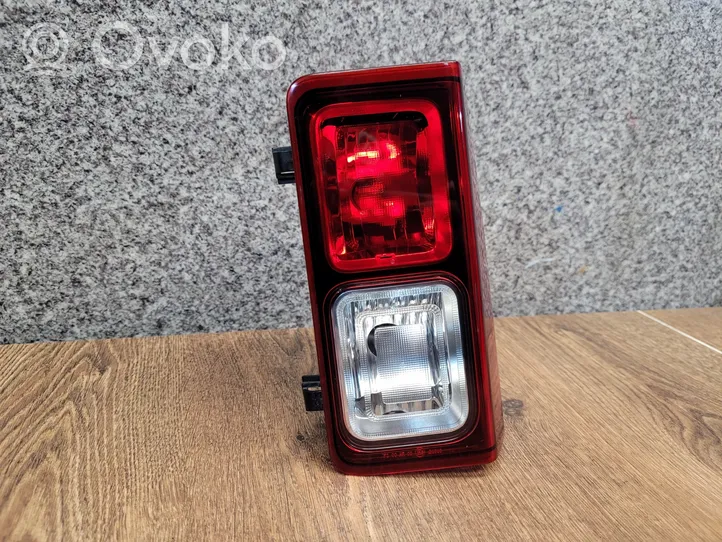 Renault Trafic III (X82) Rear/tail lights 7289426