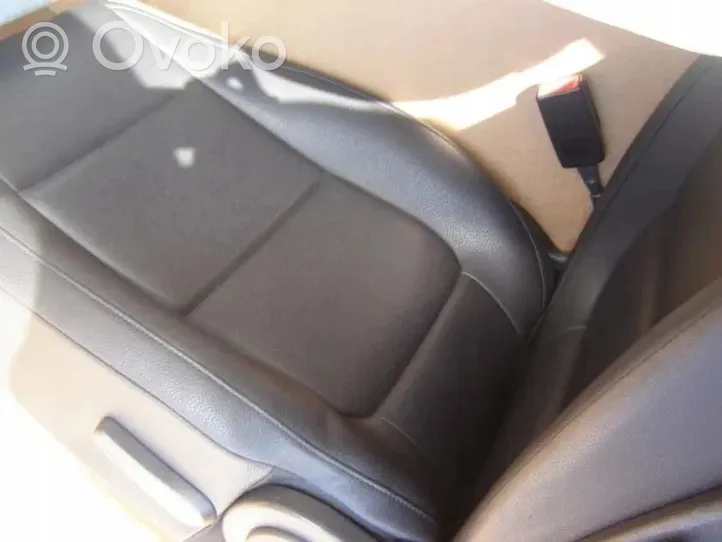 Volkswagen Tiguan Seat set 