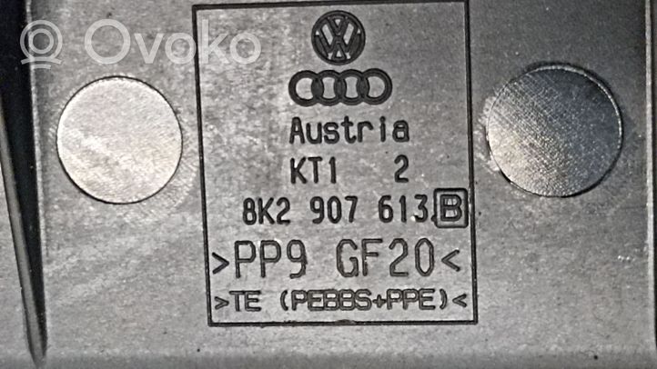 Audi A5 8T 8F Sulakerasian kansi 8K2907613B