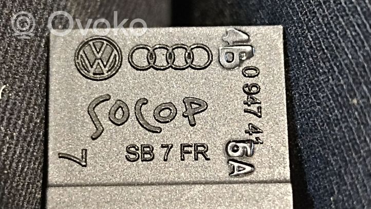 Audi Q5 SQ5 Wewnętrzna lampka bagażnika SB7FR