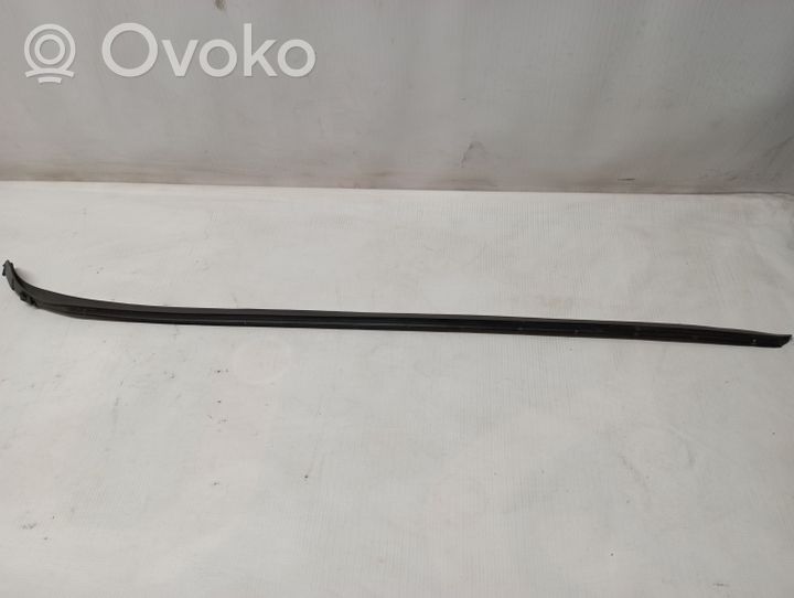 Volkswagen Touran I Windshield trim 1T0854327B