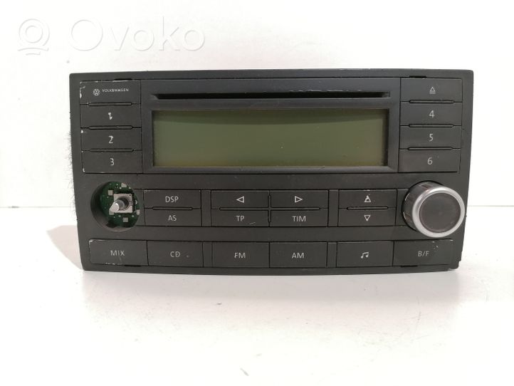 Volkswagen Touareg I Radio/CD/DVD/GPS-pääyksikkö 7L6035195