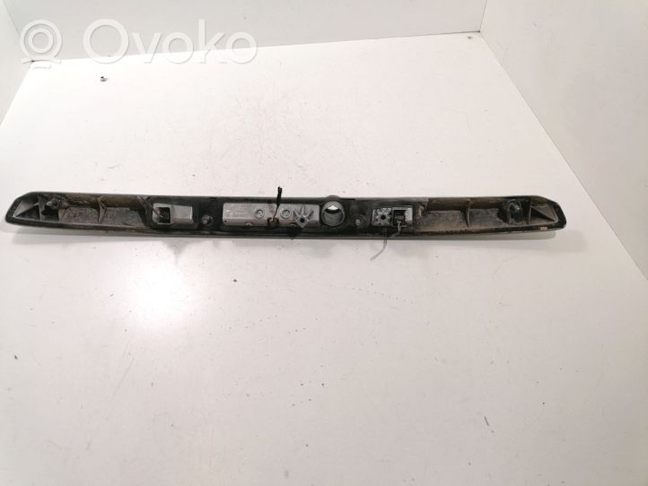 Audi A8 S8 D3 4E Lampa oświetlenia tylnej tablicy rejestracyjnej 4E0827576