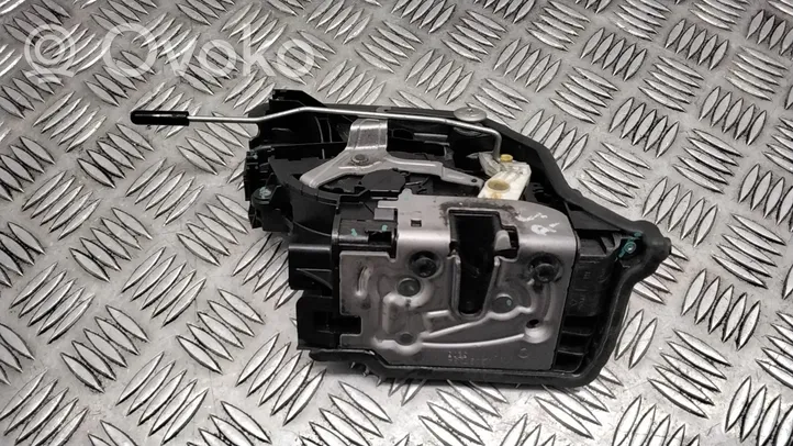 BMW X5 F15 Cerradura de puerta delantera 7362790