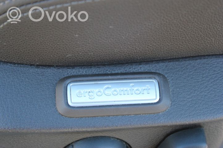 Volkswagen PASSAT B8 Priekinė keleivio sėdynė 