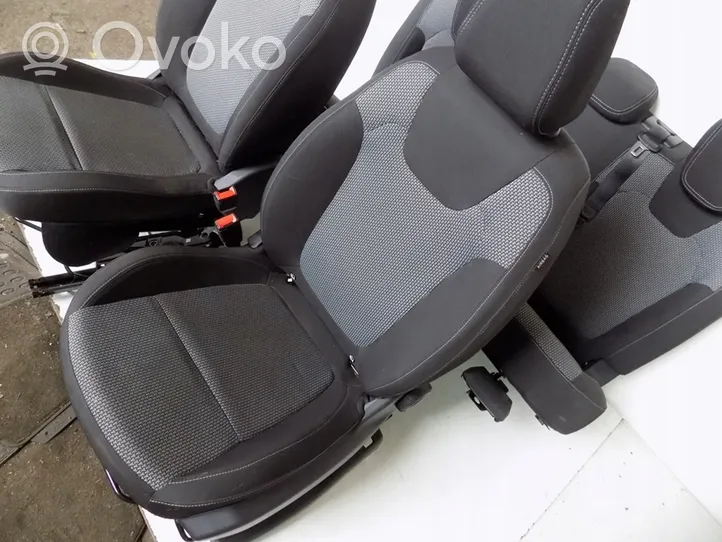 Opel Grandland X Set sedili 