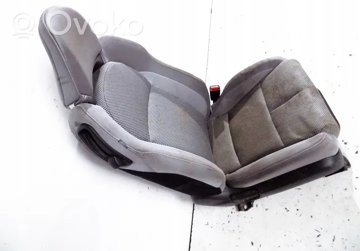 Honda CR-Z Fotel przedni pasażera 