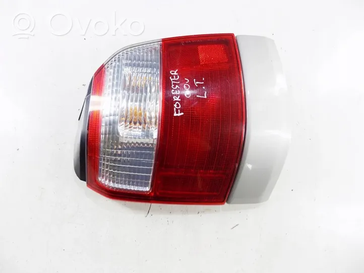 Subaru Forester SF Lampa tylna 