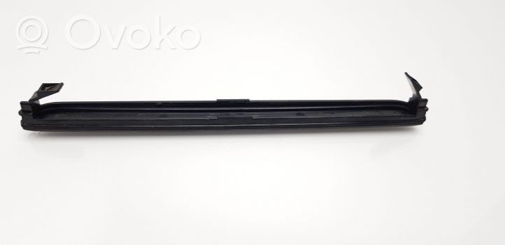 Volkswagen PASSAT B5.5 Rivestimento del vano portaoggetti del cruscotto 3B0858585