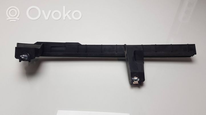 Citroen Nemo Listwa szyby drzwi przednich 1354722080