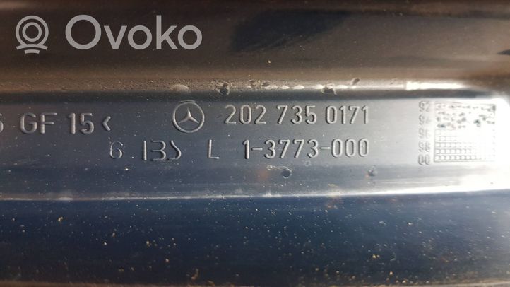 Mercedes-Benz C W202 Takaoven lasin muotolista 2027350171