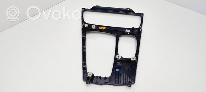 BMW 5 GT F07 Hansikaslokeron koristelista 5116276487