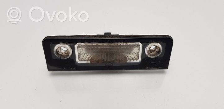 Ford Galaxy Lampa oświetlenia tylnej tablicy rejestracyjnej 7M5943021A