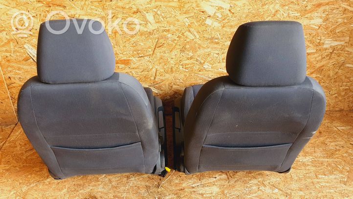 Volkswagen Golf V Fotele / Kanapa / Komplet 1K9885032A