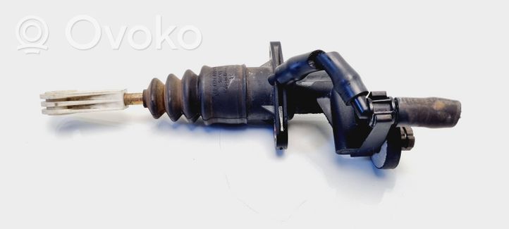 Volkswagen PASSAT B5 Pagrindinis sankabos cilindriukas 8E2721401