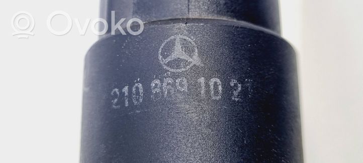 Mercedes-Benz E W210 Pompe de lave-glace de pare-brise 2108691021