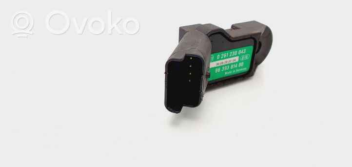 Citroen C4 I Picasso Air pressure sensor 9639381480