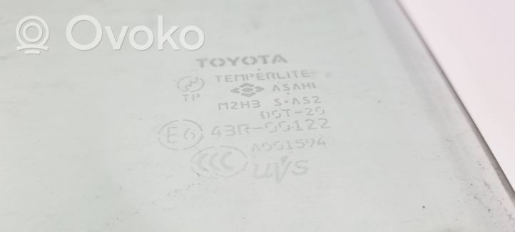 Toyota Prius (XW20) Vetro del finestrino della portiera posteriore 