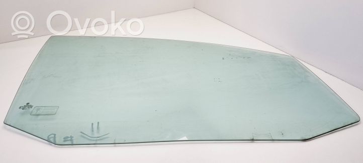 Volkswagen Touran II Front door window glass four-door 