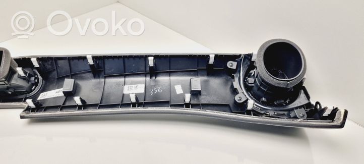 Hyundai Kona I Griglia di ventilazione centrale cruscotto 84777J9000