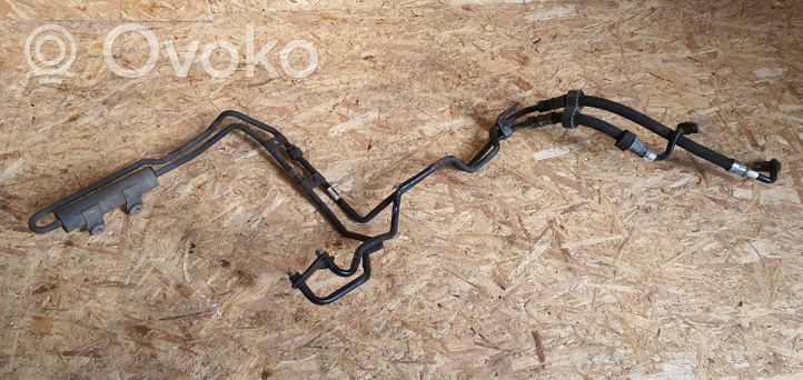 Audi A4 S4 B7 8E 8H Gearbox oil cooler pipe/hose 8E0317826T