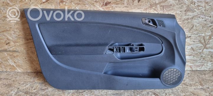 Opel Corsa D Rivestimento del pannello della portiera anteriore 13232890