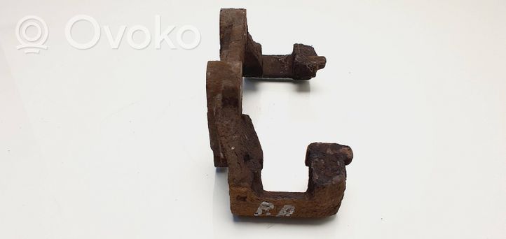 Volkswagen PASSAT B5.5 Front Brake Caliper Pad/Carrier 