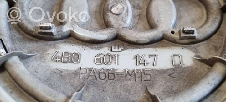 Audi A4 S4 B7 8E 8H Mozzo/copricerchi/borchia della ruota R16 4B0601147D