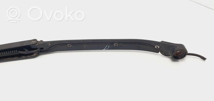 Infiniti FX Front wiper blade arm 