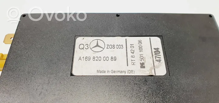 Mercedes-Benz A W169 Antenos valdymo blokas A1698200089