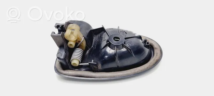 Nissan Primastar Klamka wewnętrzna drzwi przednich 8200028994