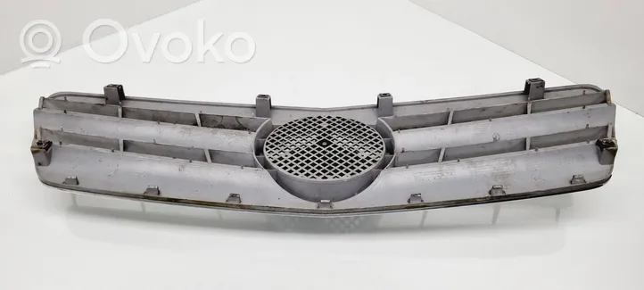 Mercedes-Benz C W203 Grille de calandre avant 239550