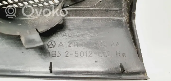 Mercedes-Benz E W211 Maskownica głośnika drzwi przednich A2117260294