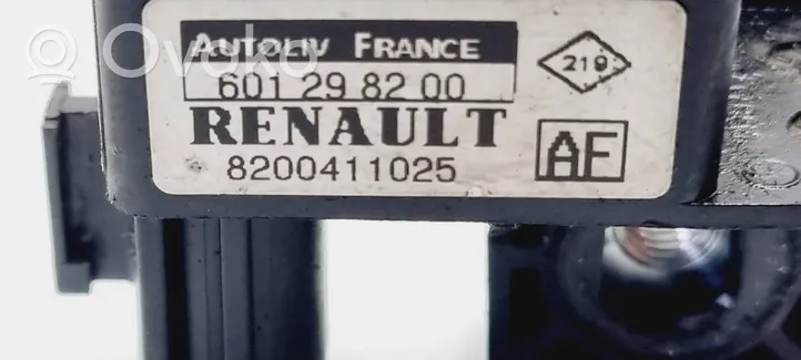Renault Megane II Sensore d’urto/d'impatto apertura airbag 8200411025