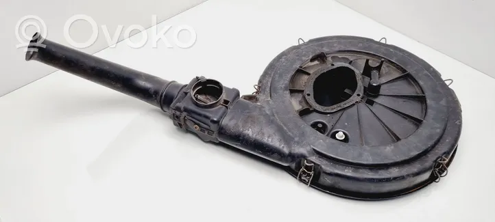 Volvo 340 -  360 Коробка воздушного фильтра 296840