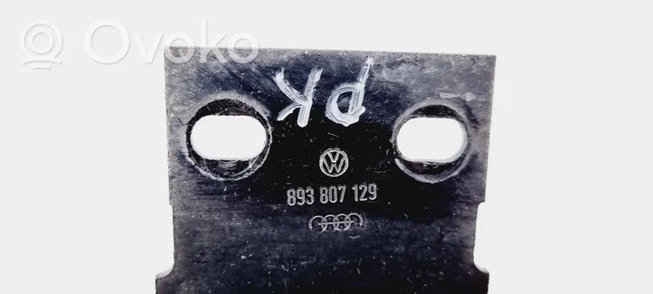 Audi 80 90 B3 Etupuskurin kannake 893807129