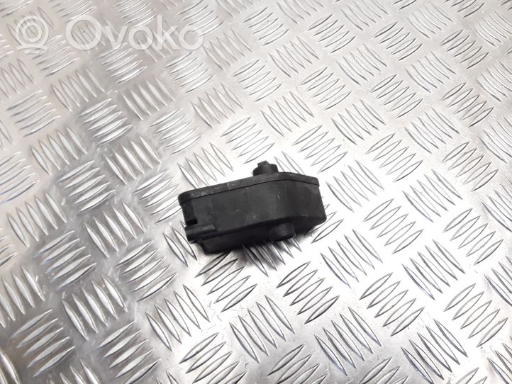 6938297 BMW X3 E83 Scheinwerferstellmotor, 15.00 € | RRR