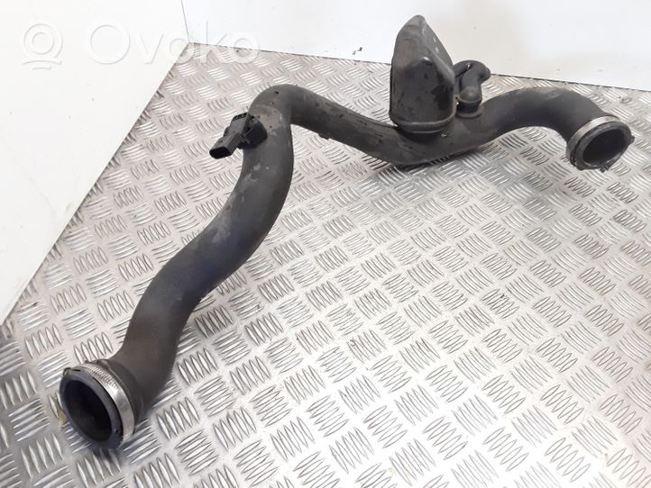 Audi S5 Facelift Intercooler hose/pipe 8K0145673