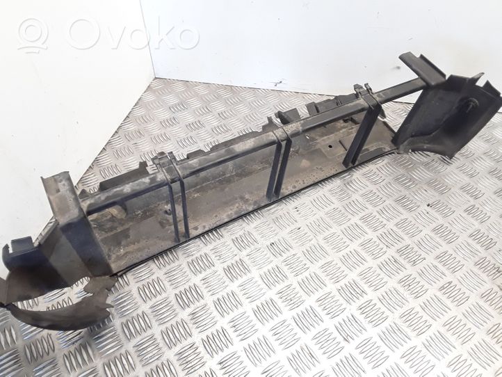 Mercedes-Benz E W212 Condotto d'aria intercooler A2125051830