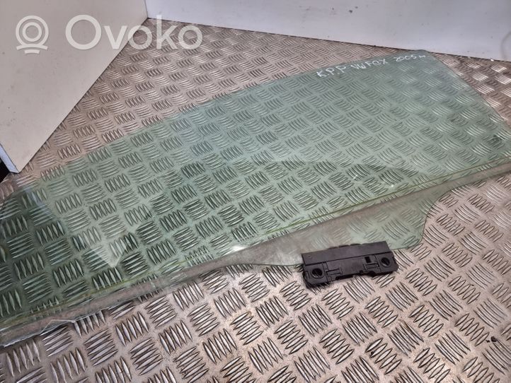 Volkswagen Fox Front door window/glass (coupe) 