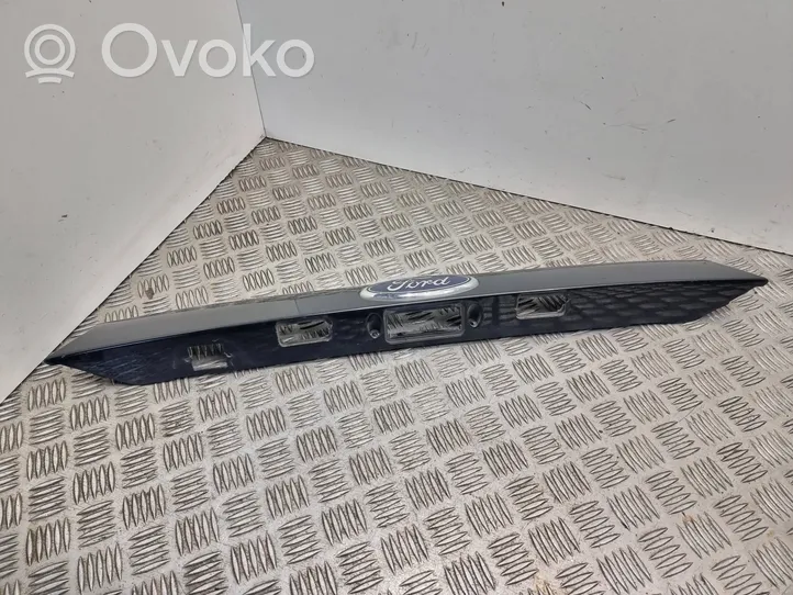 Ford Mondeo MK IV Galinio dangčio numerio apšvietimo juosta 11388950