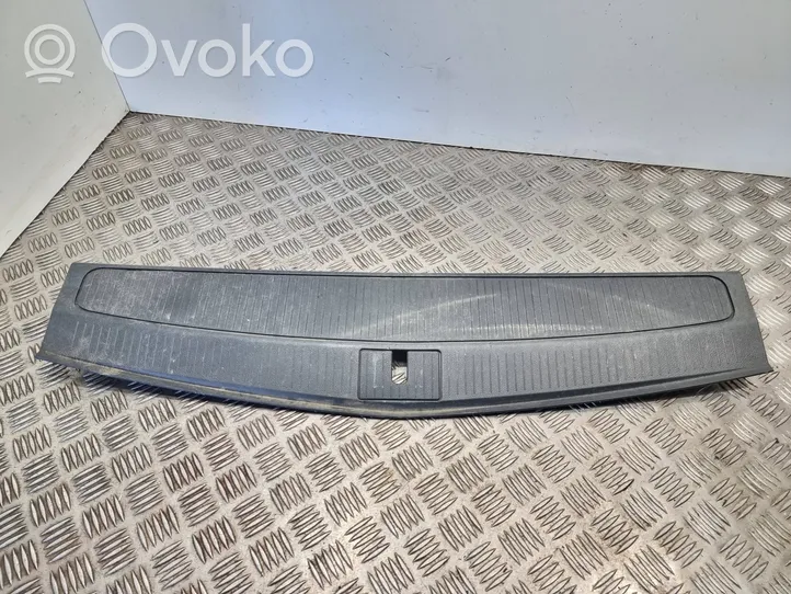 Opel Astra J Trunk/boot sill cover protection 322225228