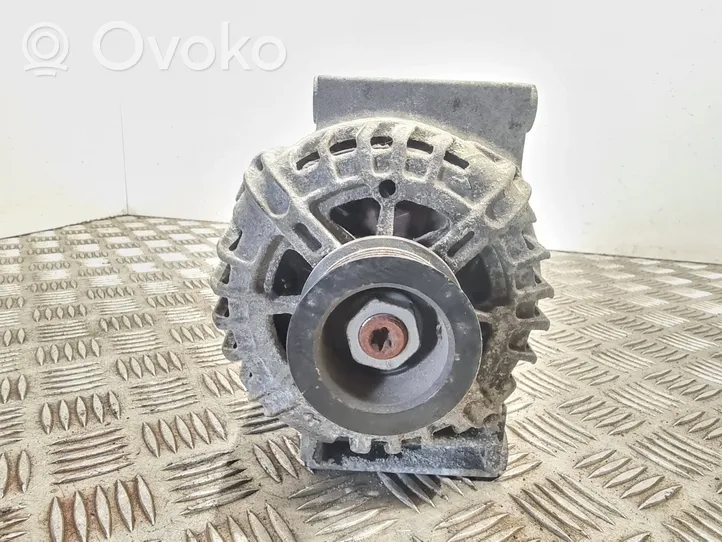 Opel Astra J Generatore/alternatore 13586366