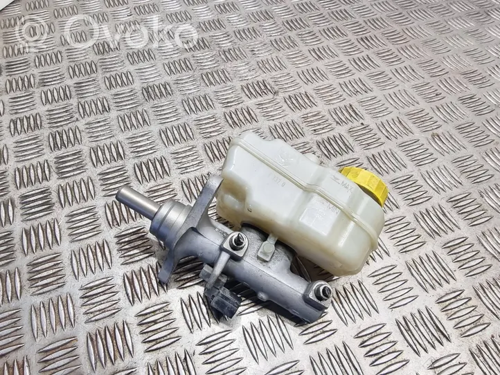 Volkswagen Cross Polo Master brake cylinder 6r0611301