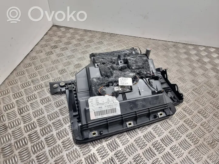 Audi A1 Vano portaoggetti 8x1857035