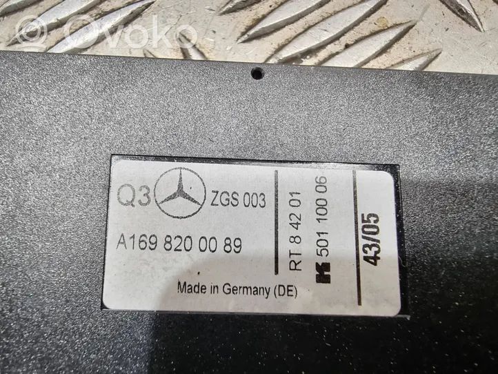 Mercedes-Benz B W245 Centralina antenna A1698200089